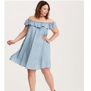 NWT Torrid Denim Off Shoulder Trapeze Dress